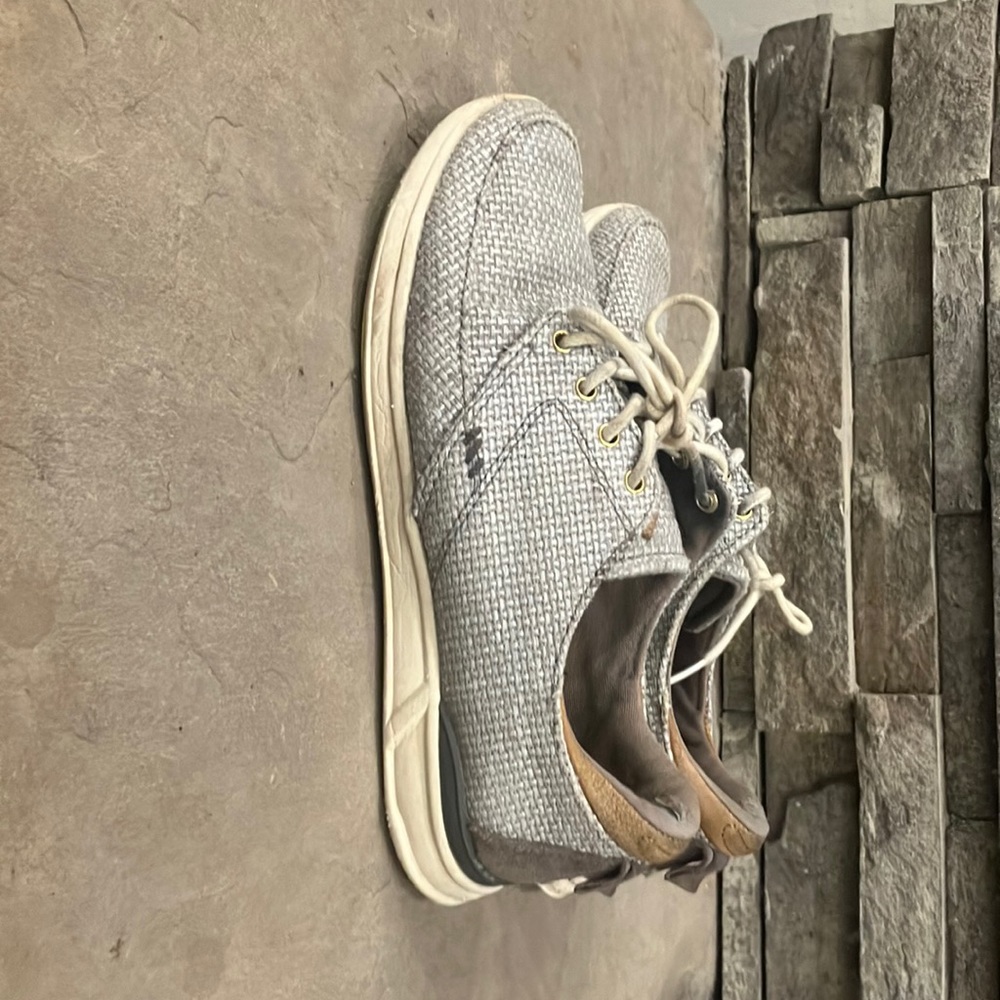 Reef rover women’s casual shoes size 6